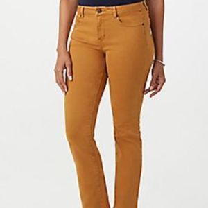 NWT Dressbarn All-Day Stretch Straight Jean